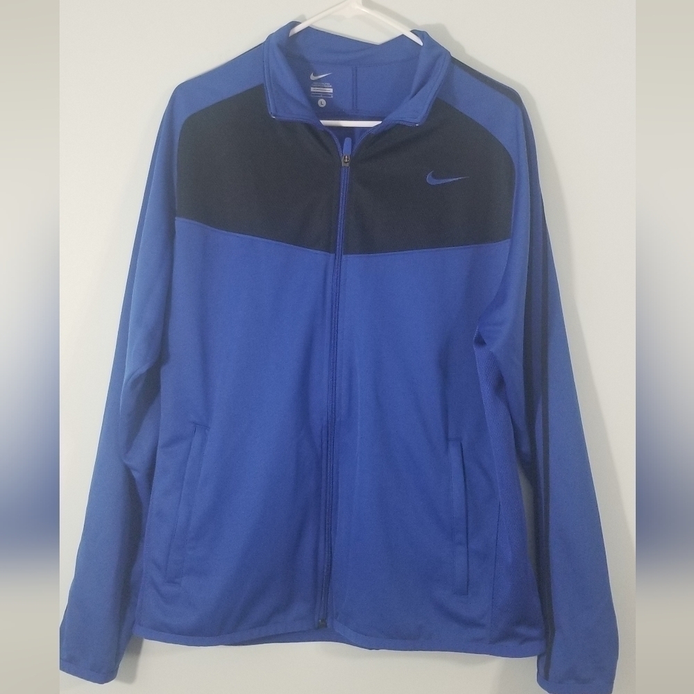 Nike Full Zip Lightweight Jacket. Dual Zipping Hand Pockets. Size Large.